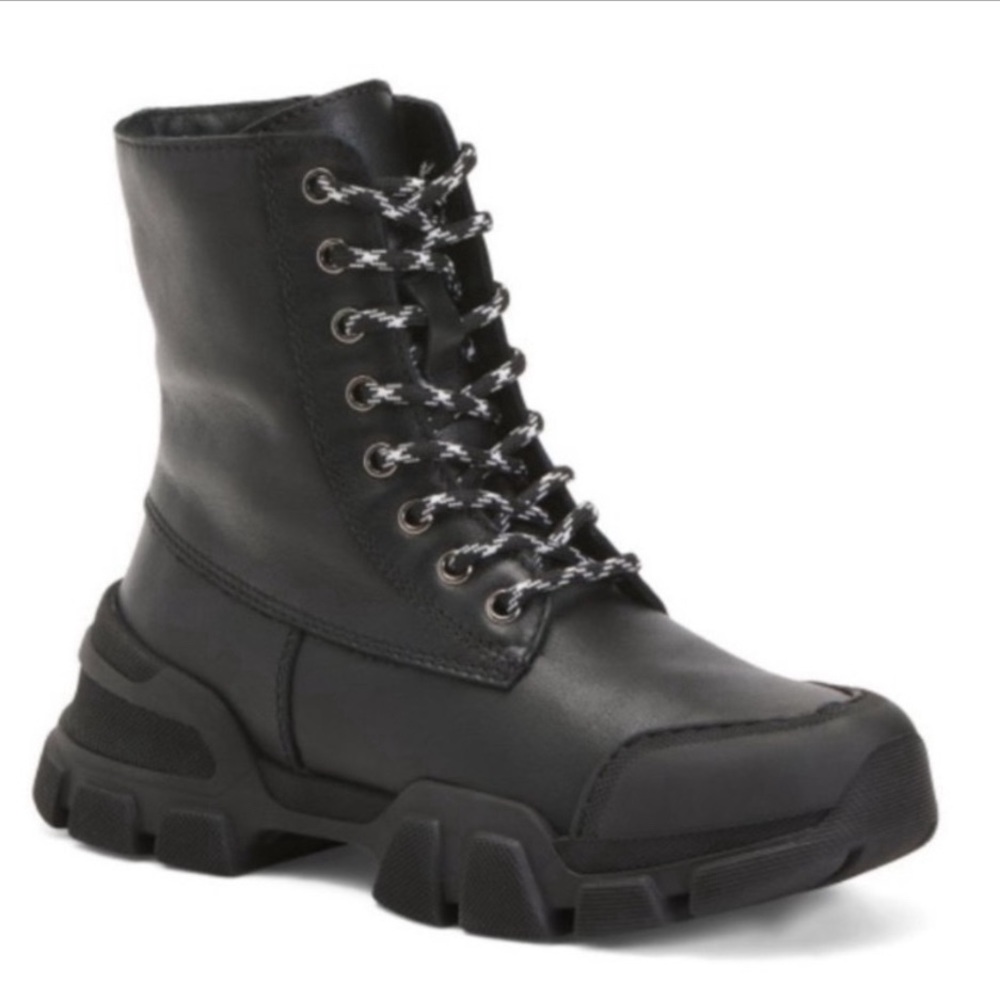 New! Aquatalia Elvira Leather Lace Up Boots Hiking Combat Lug Sole